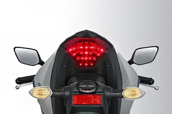 Yamaha R25 Super Sleek Look Inspired by MotoGP’s YZR-M1