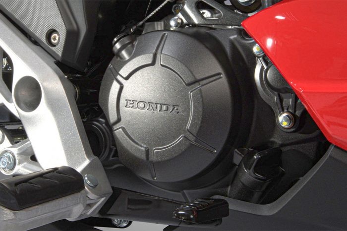 Honda RSX 150 Powerful liquid-cooled, 4-stroke, DOHC, 6-Speed Engine